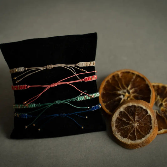 Amare Armband | Handgeknüpfter Schmuck aus Glasperlen