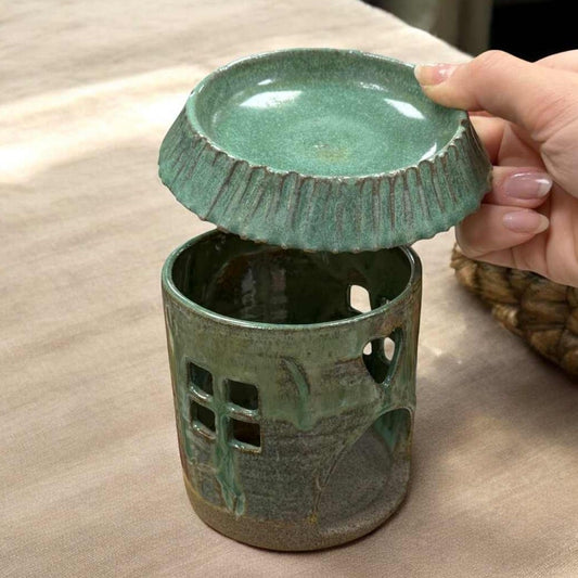 Dufthäuschen / Duftlampe für Teelichter - grün | Handgefertigte Keramikkunst aus Wien