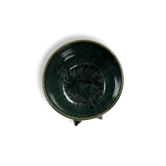 Busenbecher von Artstudio Izzi – handgefertigte Steinzeugtasse mit Busen-Design, lebensmittelechte Glasur, ca. 8 × 9 cm