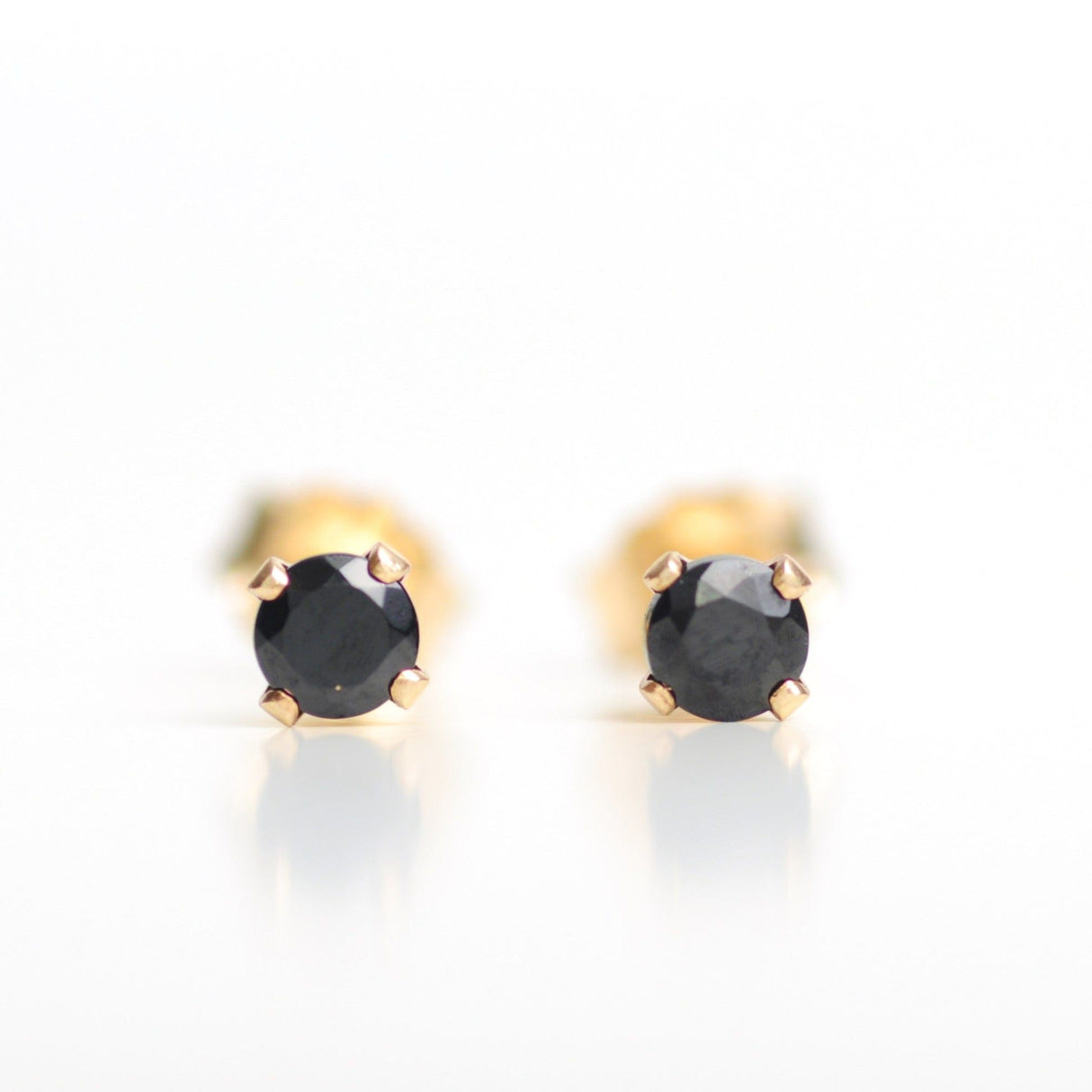Ohrstecker Spinell | Edelsteine & 14K Solidvergoldung Schmuck Necklessary oesterreich handgemachte geschenke in wien