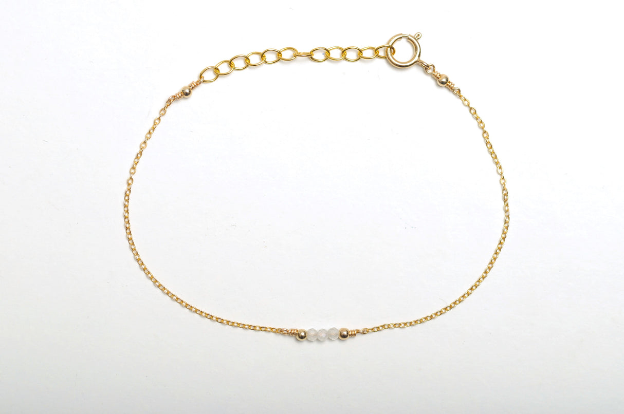 Feine Armkette Zirkon | Edelsteine & 14K Solidvergoldung Schmuck Necklessary oesterreich handgemachte geschenke in wien
