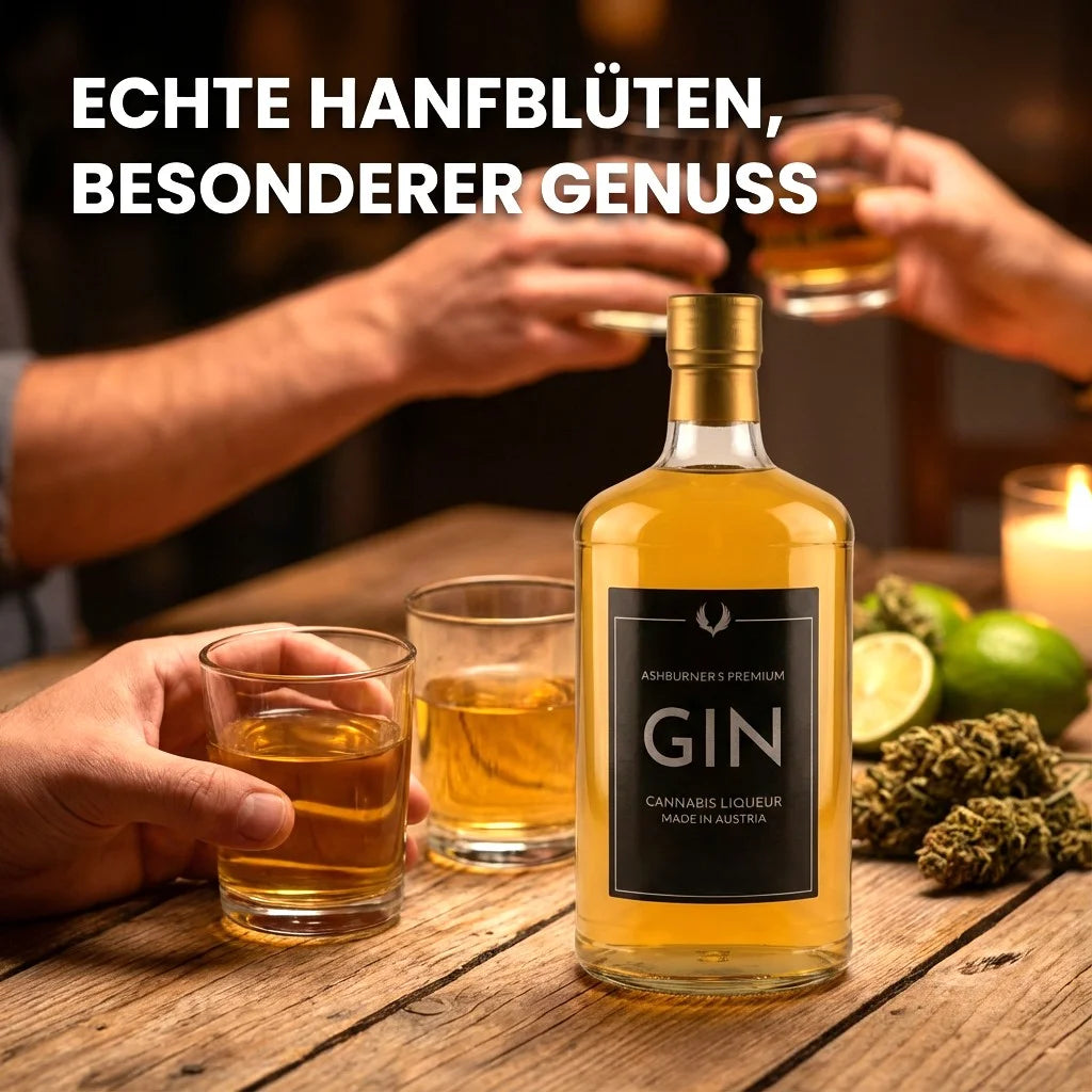 Eine 700ml Glasflasche Ashburner Cannabis Likör mit grünlichem Etikett vor hellem Hintergrund.