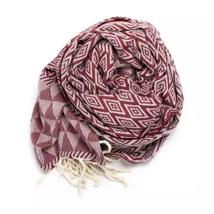 "Dark Cherry" Jaquard Fouta von Anna Aniq | Nachhaltig, weich & vielseitig