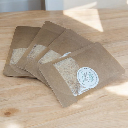 Tomatensalz mit Bergkernsalz von Romana’s Kräuterei, 40 g, ohne Rieselhilfe, nicht jodiert, mit getrockneten Tomaten, natürlich & handgemacht in Österreich.