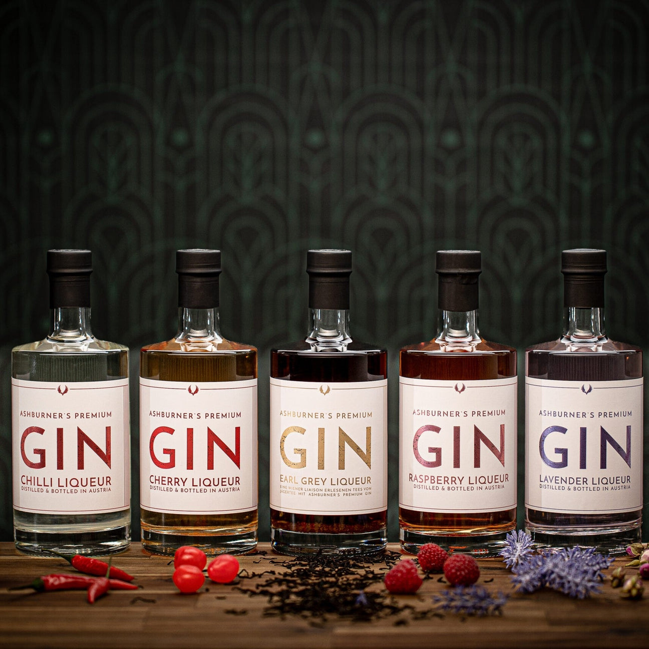 Ashburners Premium Gin: Handgefertigter Gin aus Österreich, dreifach destilliert, mit Botanicals aus Eigenanbau und verfeinert mit hausgemachtem Sirup.
