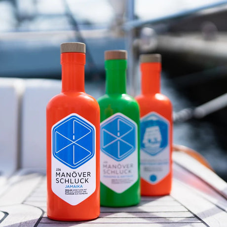 JJs Manöverschluck – Spirituose mit maritimem Design aus Hamburg, jetzt bei Dreizack