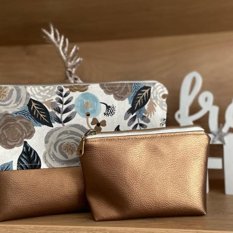 Anna Handmade: Handgefertigte Kosmetiktäschchen von Claudia Anna aus Mödling, Niederösterreich, gegründet im Januar 2024 bei Dreizack Wien