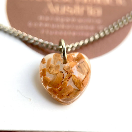 Lola | Handgemachte Naturstein Halsketten Schmuck Steinschmuck Austria oesterreich handgemachte geschenke in wien