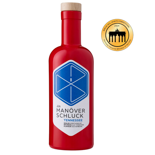 JJs Manöverschluck Tennessee – Bourbon-Spirituose mit Kokos, rote Flasche im maritimen Design, 500 ml bei Dreizack Wien