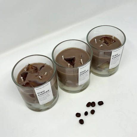 Handgemachte Iced Coffee Candle von Candle Me Crazy mit Kaffee- und Lebkuchenduft, 220 ml