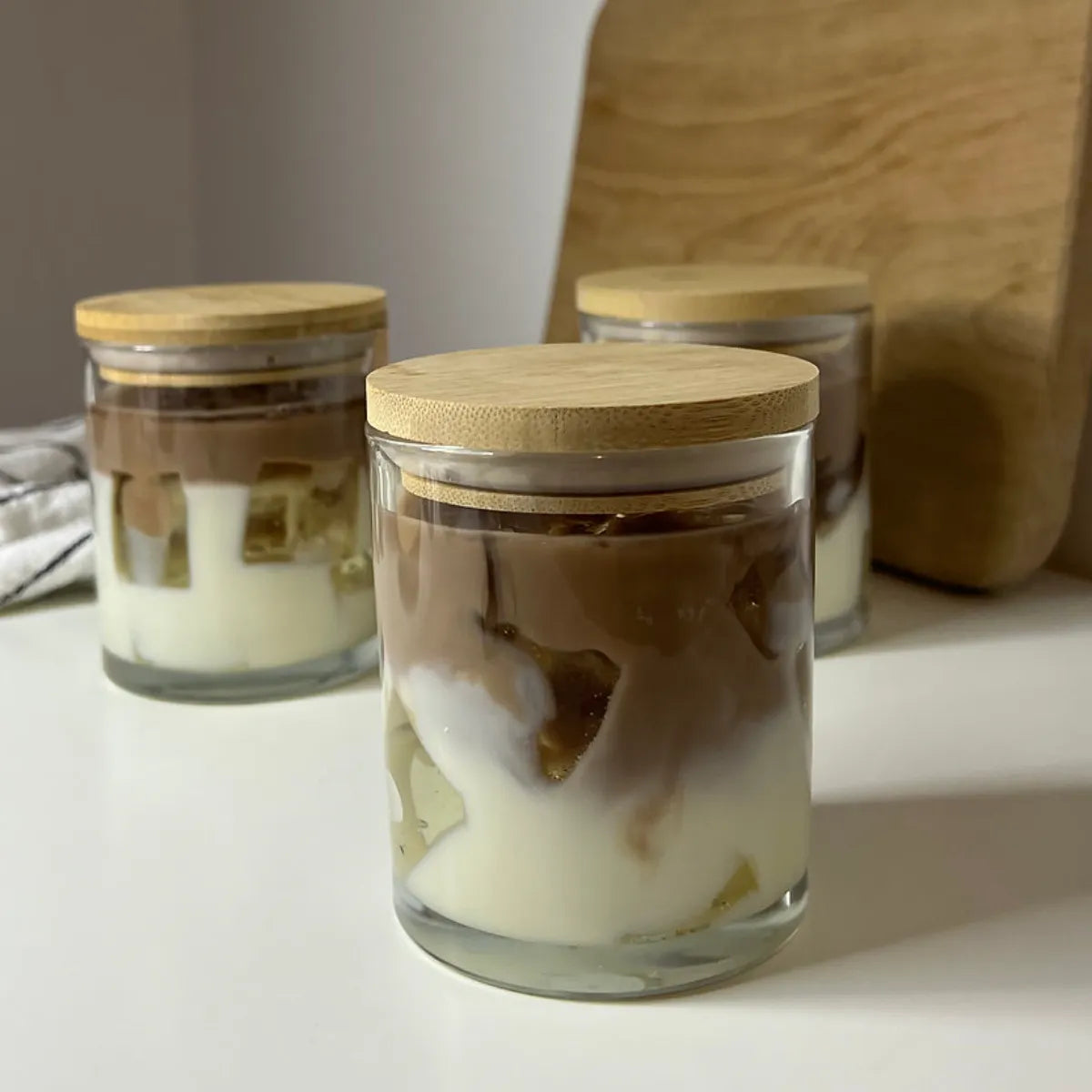 Handgemachte Iced Coffee Candle von Candle Me Crazy mit Kaffee- und Lebkuchenduft, 220 ml