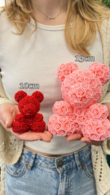 Bär umhüllt von Rosen | Gemacht für die Ewigkeit Home Decor Dreizack | 3D Druck oesterreich handgemachte geschenke in wien