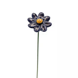 Keramik Gänseblümchen blau klein in Wien – handgemachte wetterfeste Keramikblume auf Metallstiel, Department-M