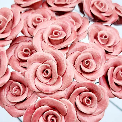 Keramik Rose hellrosa in wien – handgemachte Gartenrose aus Keramik, wetterfest, 39 cm