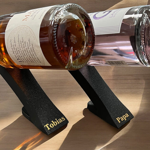 Flaschenhalter personalisiert mit Name | Selbstbalancierend Home Decor Dreizack | 3D Druck oesterreich handgemachte geschenke in wien