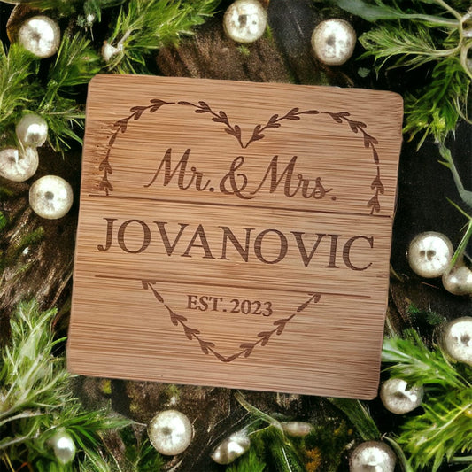 MOKU | Holzuntersetzer mit Wunschgravur Personalisiert & Individuell Dreizack Gravuren oesterreich handgemachte geschenke in wien