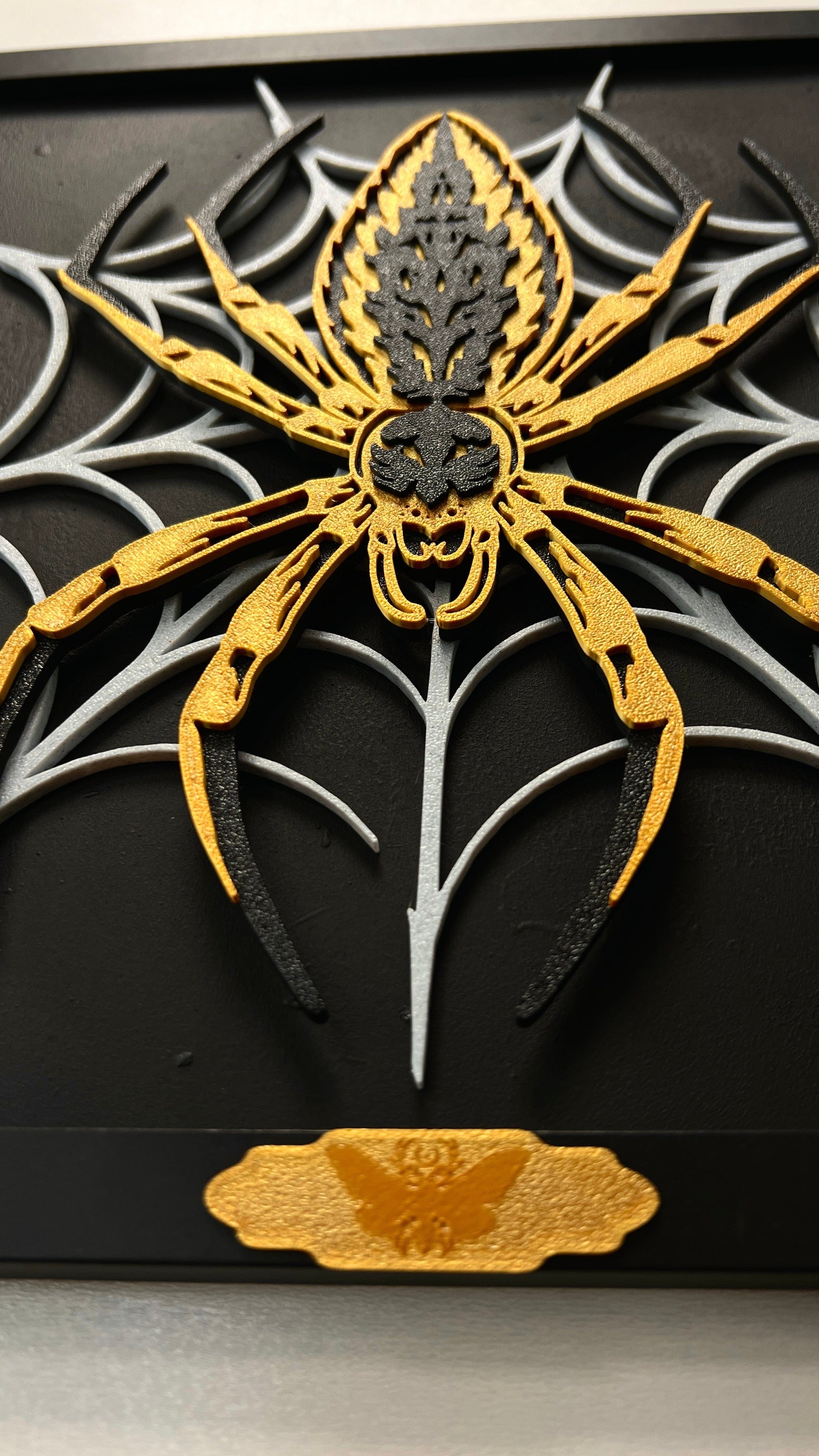 Nephila Aurum - Radnetzspinne | 3D-Artworks von Nocterra Kunst & Prints Nocterra oesterreich handgemachte geschenke in wien