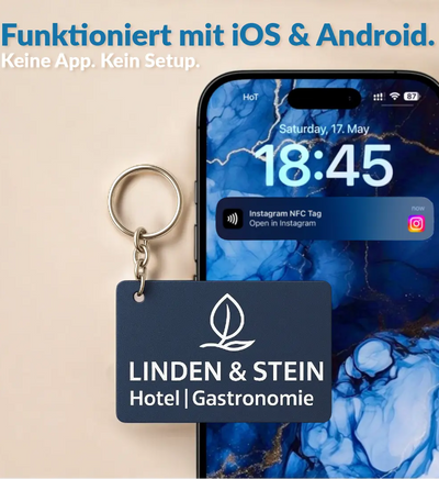 Smartphone zeigt NFC-Benachrichtigung beim Scannen eines Keynects, das automatisch einen Link öffnet.