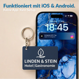 Smartphone zeigt NFC-Benachrichtigung beim Scannen eines Keynects, das automatisch einen Link öffnet.