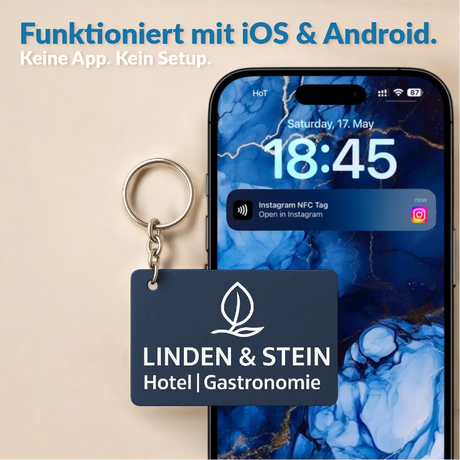 Smartphone zeigt NFC-Benachrichtigung beim Scannen eines Keynects, das automatisch einen Link öffnet.