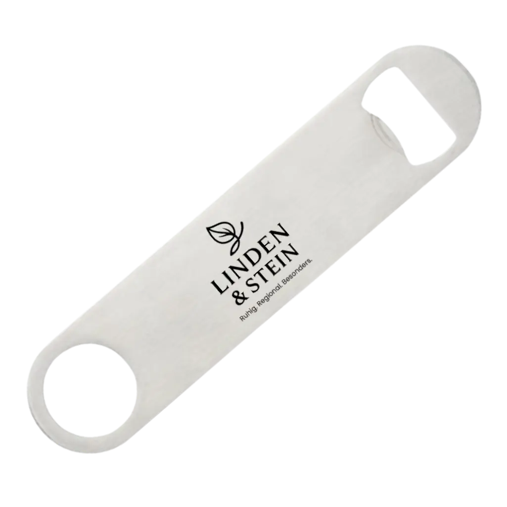 Edelstahl-Flaschenöffner mit Gravur – personalisierbar mit Namen oder Logo, 18×4 cm, mit Schlüsselring, graviert in Wien bei Dreizack