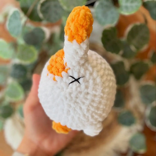 Personalisiertes Amigurumi Katzenplüschi handgefertigt nach Foto, Häkelkatze ca. 13–15 cm, einzigartiges Geschenk & Andenken von Loras Handicrafts Wien