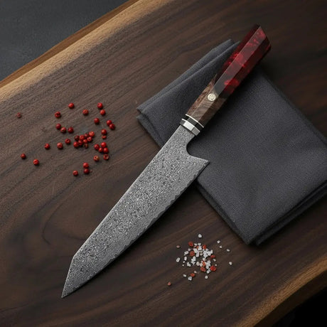 Akuma Damastmesser rot – VG10-Kern, 67 Lagen Damaststahl & persönliche Gravur von Dreizack Wien