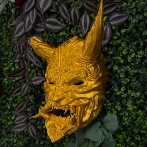 Japanische Oni Maske 3D-Druck, Farbe personalisierbar, handgefertigte Wanddeko von Dreizack Wien, dekoratives Cosplay-Accessoire, PLA, nicht tragbar.