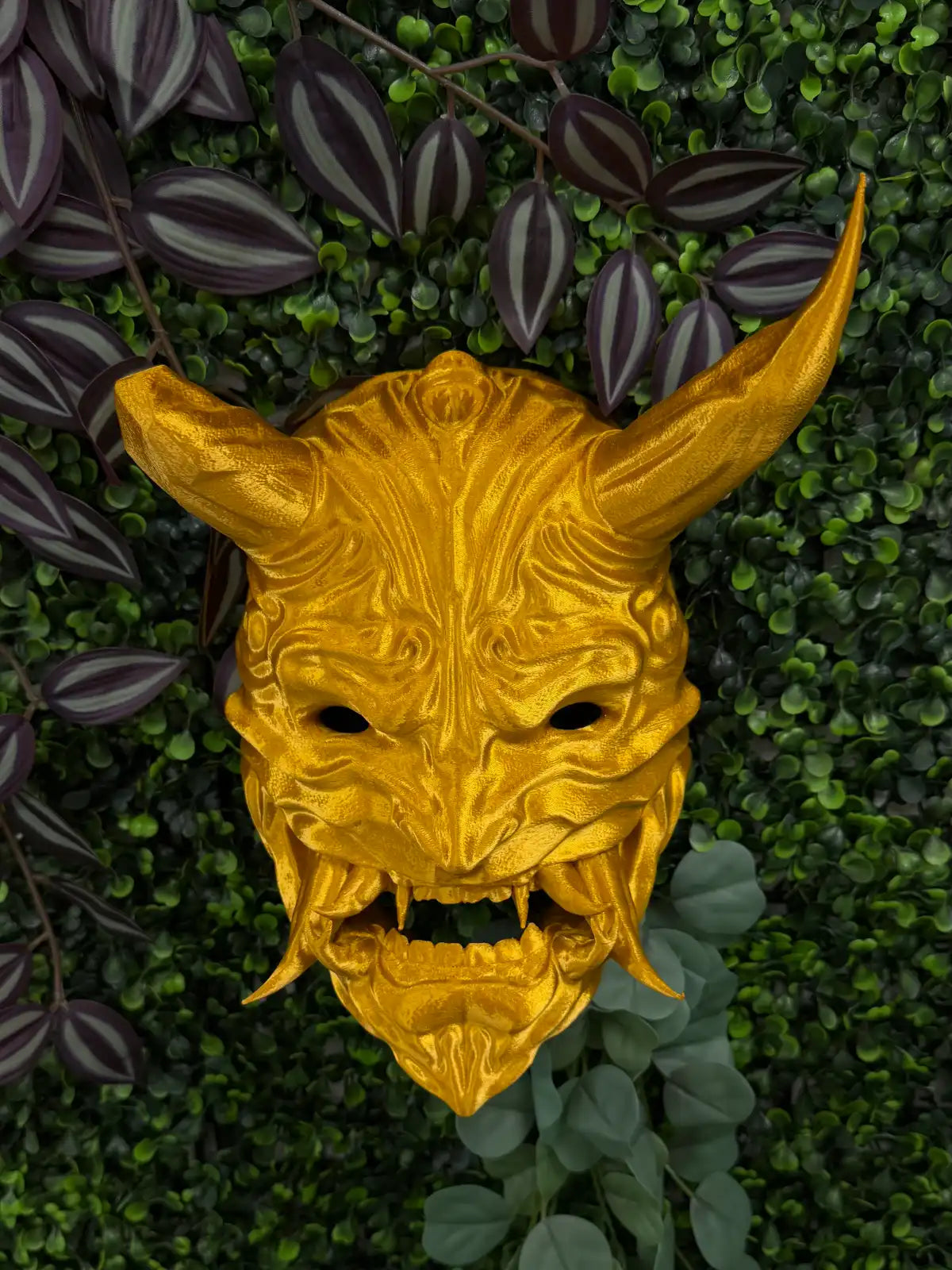 Japanische Oni Maske 3D-Druck, Farbe personalisierbar, handgefertigte Wanddeko von Dreizack Wien, dekoratives Cosplay-Accessoire, PLA, nicht tragbar.