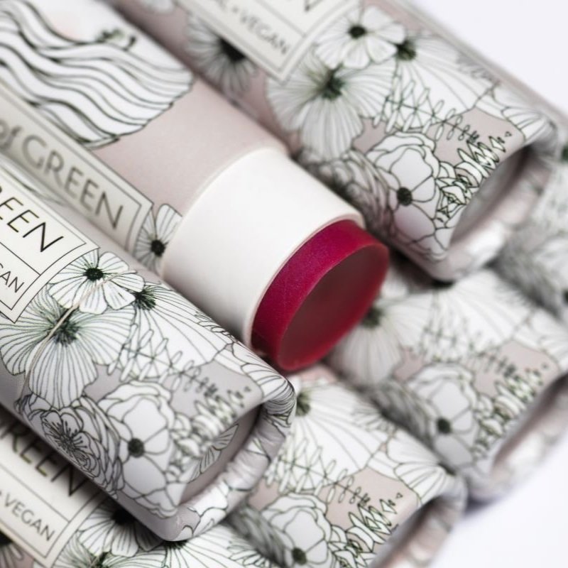 Rosy Rosalie getönter Lipbalm von Queen of Green – plastikfrei, vegan & pflegend mit zartem Rosa in Wien