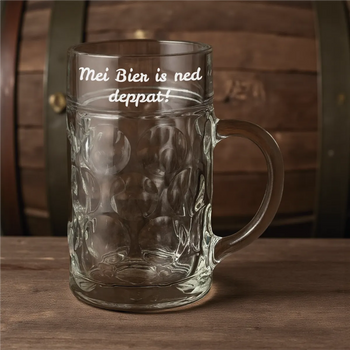 Personalisierter Maßkrug 1L aus Glas mit Gravur – Bierkrug mit Henkel, Party- & Geschenkidee