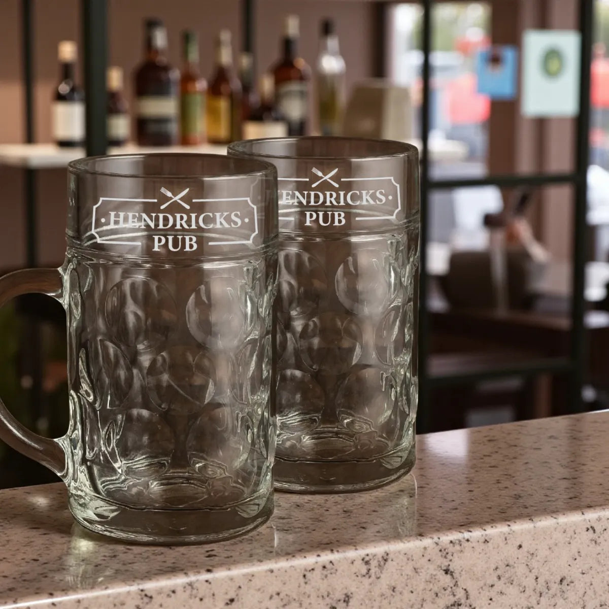 Personalisierter Maßkrug 1L aus Glas mit Gravur – Bierkrug mit Henkel, Party- & Geschenkidee