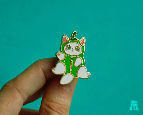 Green Bell Pepper Cat | Freche Enamel-Pin Kollektion Accessoires Neophobica oesterreich handgemachte geschenke in wien