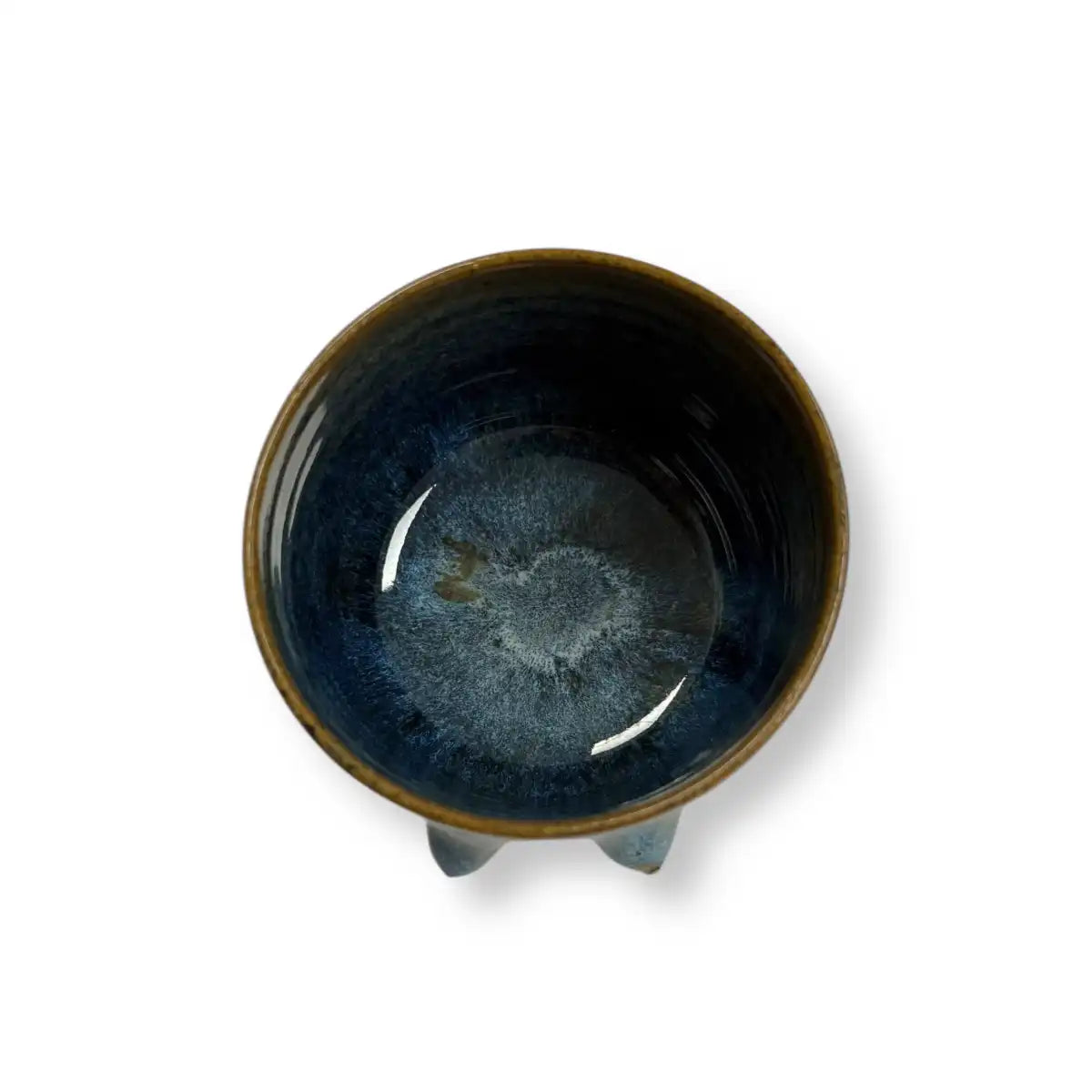 Busenbecher von Artstudio Izzi – handgefertigte Steinzeugtasse mit Busen-Design, lebensmittelechte Glasur, ca. 8 × 9 cm