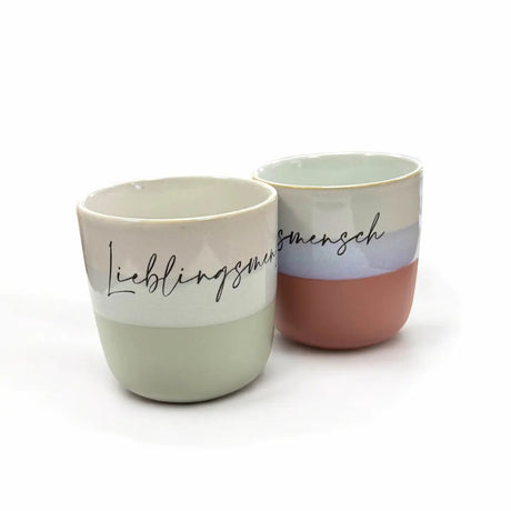 Bunter Becher von Sabrinart Design – Steinzeug mit personalisierter Lasergravur, 20cl, handmade aus dem Weinviertel