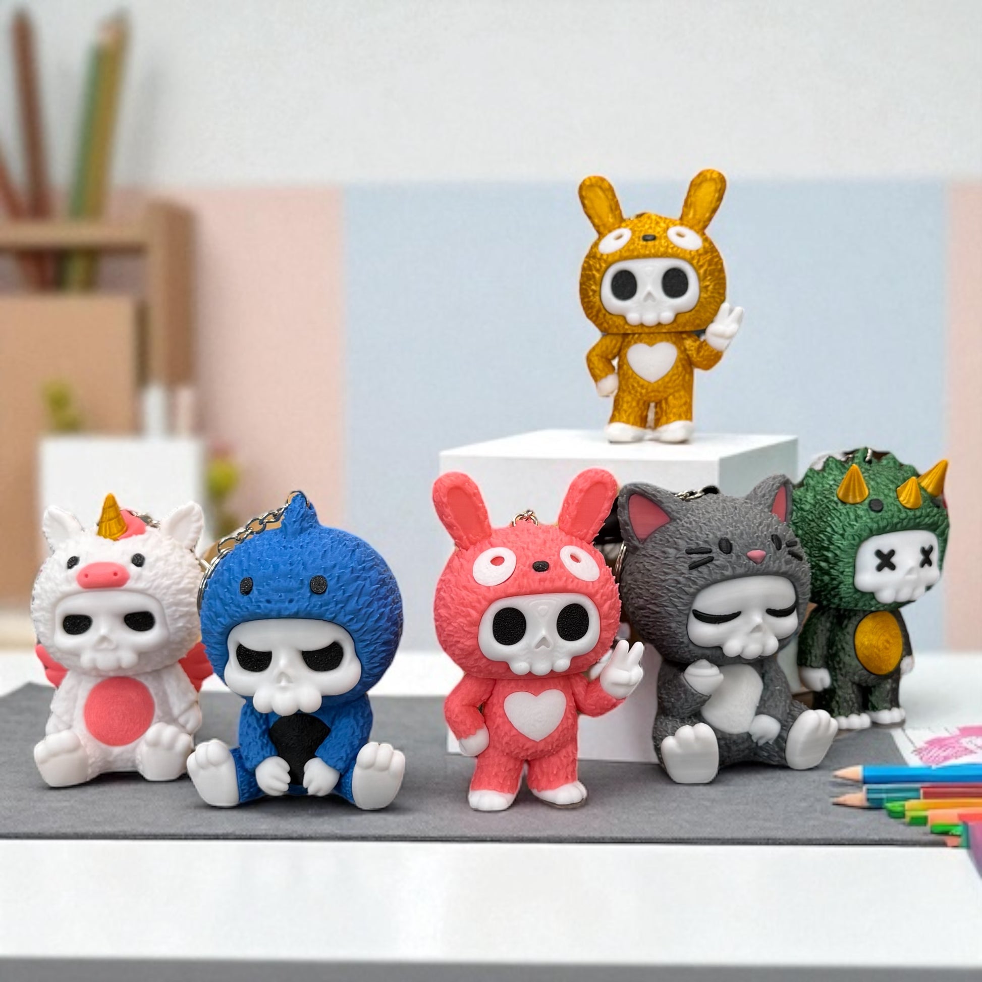 Tinder| Skullies Collectible – Feuriger Mini-Drache mit Totenkopf-Charme
