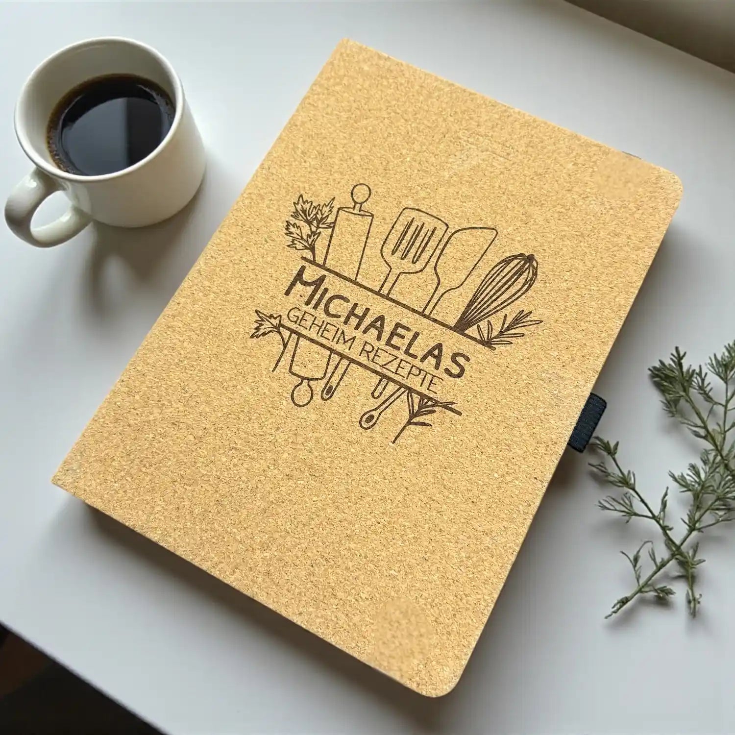 Notizbuch A5 Kork mit Gravur – nachhaltiges Hardcover mit Stiftschlaufe & 192 Seiten, personalisierbar, Dreizack Wien