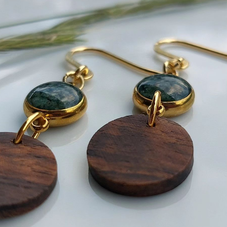 Ohrringe aus Naturstein und Holz | Einzigartiger Naturschmuck
