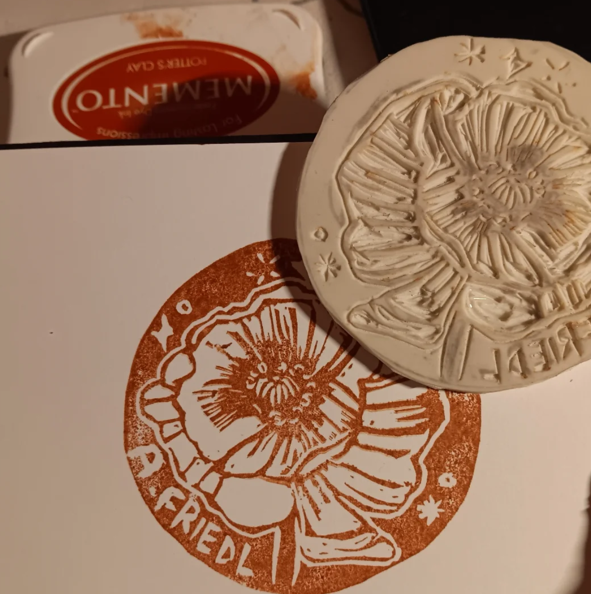 Workshop Ticket: Linocut mit Ivo Lederer | Mehrfarbig drucken lernen in Wien