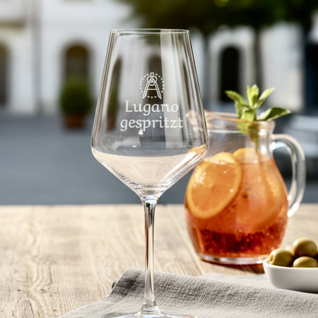 Spritzerglas Sofortgravur bei Dreizack Wien. Schnellste Gravur Österreichs