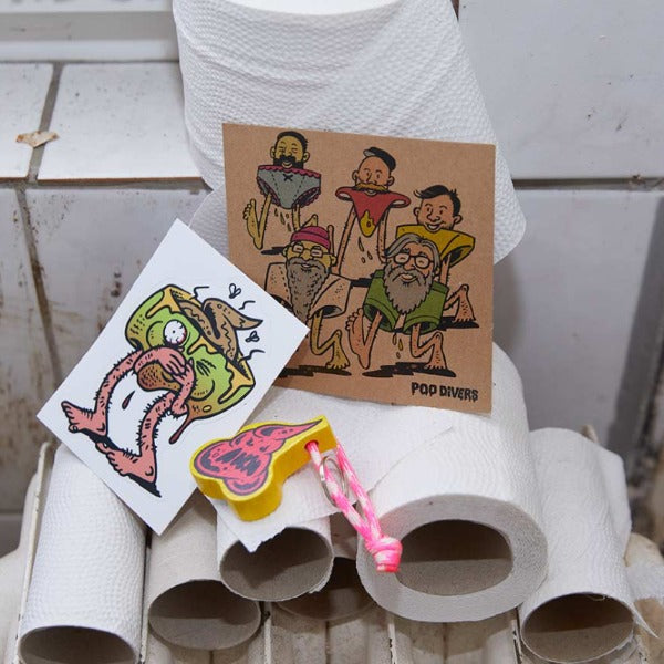 Tokyo Poo Divers Kartenspiel – limitierte Edition mit Massivholz Komponenten