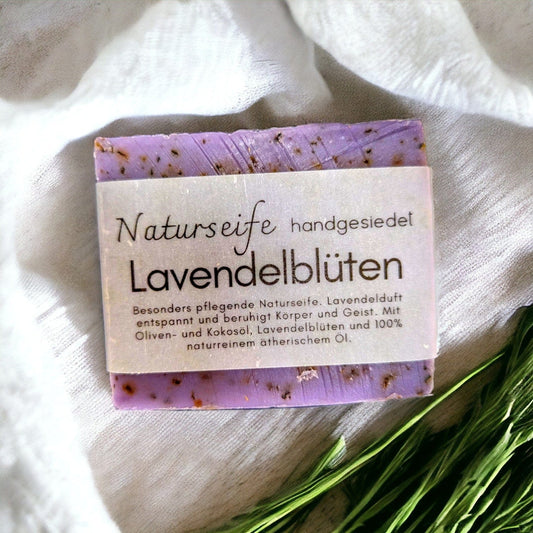Naturseife LAVENDELBLÜTEN von Kräuterwerkstatt Naturkosmetik Kräuterwerkstatt oesterreich handgemachte geschenke in wien
