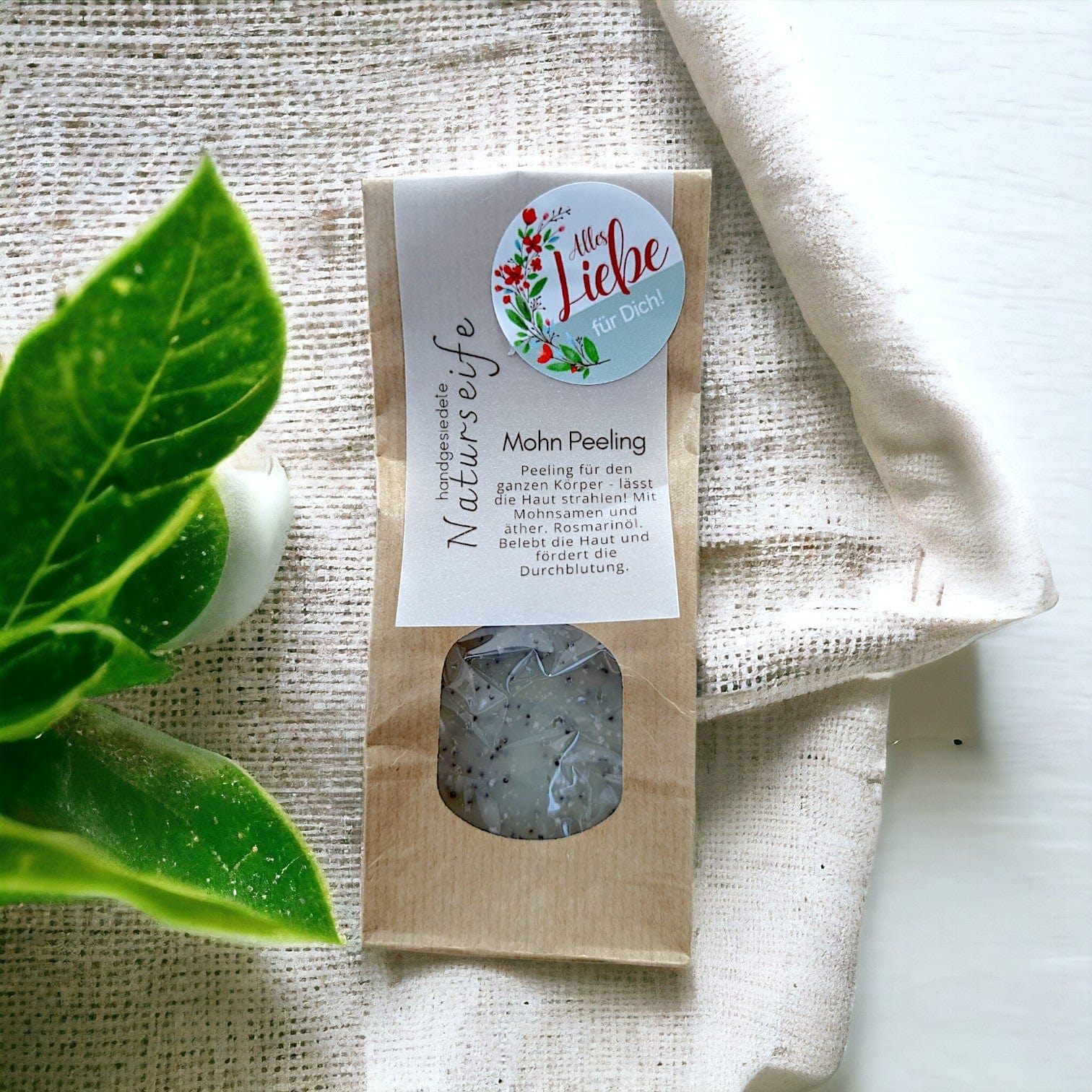 Handgemachte Naturseife als Geschenk | Kräuterwerkstatt Mohn Peeling Naturkosmetik Kräuterwerkstatt oesterreich handgemachte geschenke in wien