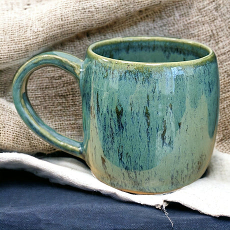 Keramiktasse mit Griff (L erdige Farben) für den täglichen Luxus | Artstudio.Izzi Dreizack oesterreich handgemachte geschenke in wien