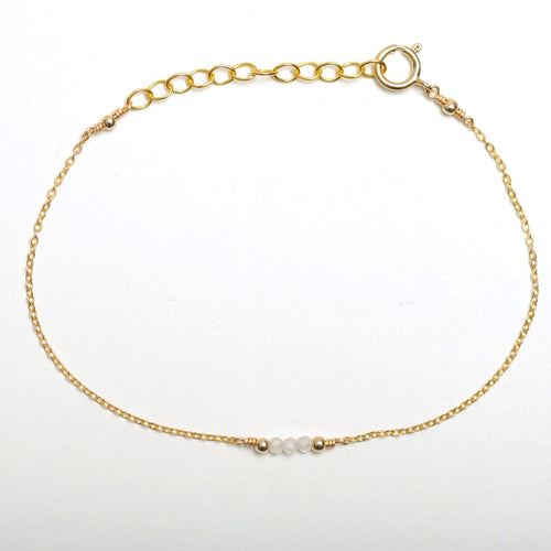 Feine Armkette Zirkon  | Edelsteine & 14K Solidvergoldung Schmuck Necklessary oesterreich handgemachte geschenke in wien