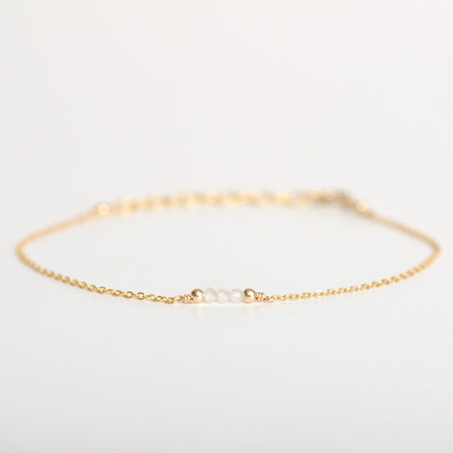 Feine Armkette Zirkon  | Edelsteine & 14K Solidvergoldung Schmuck Necklessary oesterreich handgemachte geschenke in wien