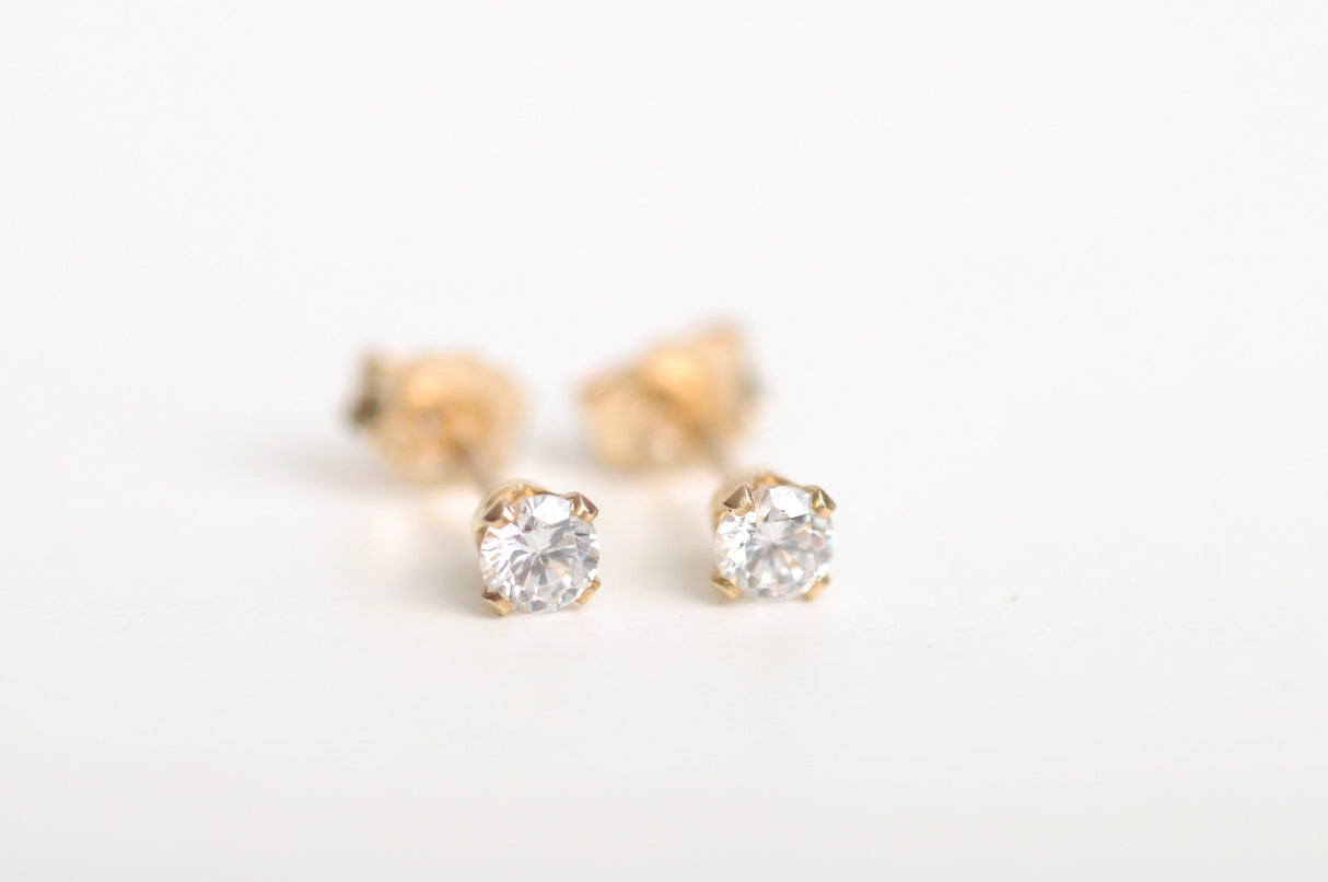 Ohrstecker Zirkon 3mm | Edelsteine & 14K Solidvergoldung Schmuck Necklessary oesterreich handgemachte geschenke in wien