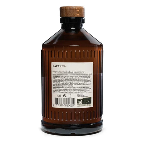 Braunglasflasche mit Basilikumsirup in BIO-Qualität von Bacanha, französische Marke.