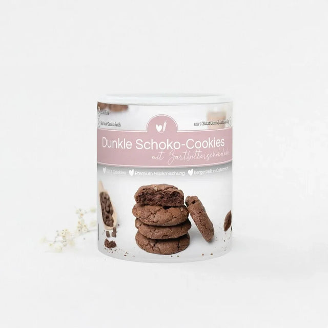 Bake Affair Backmischung für Dunkle Schoko-Cookies mit Stücken von Zartbitterschokolade auf packshot.