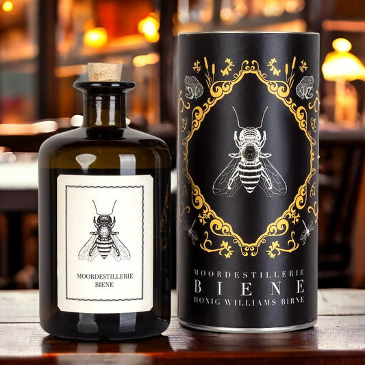 MOORBIENE – Sanfter Birnenbrand mit Honig Alkoholische Getränke Dreizack oesterreich handgemachte geschenke in wien
